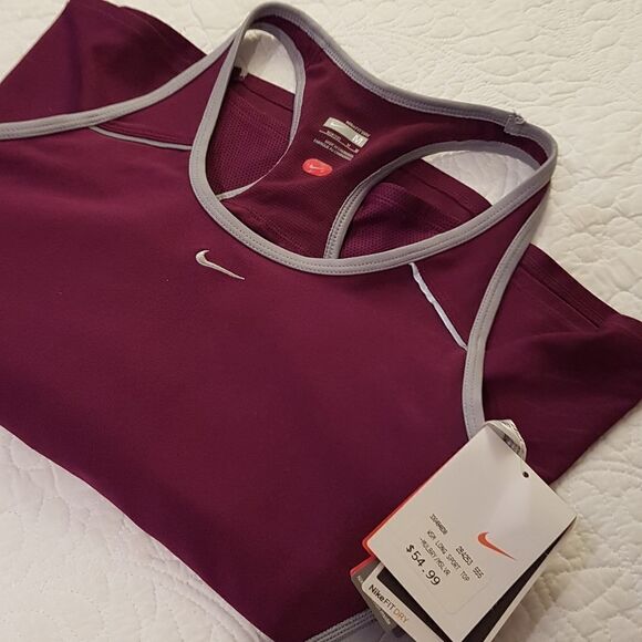 🌸HOST PICK🌸NIKE  FIT DRY Women's Mulberry/Silver Sport Athletic TOP Med - Picture 5 of 16
